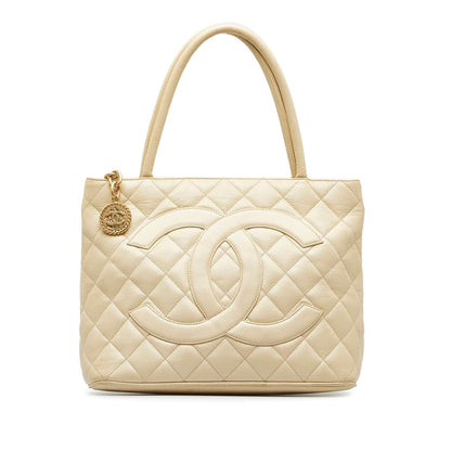 Chanel Caviar Medallion Tote (SHG-tHvBQP)