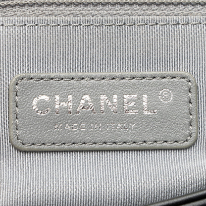 Chanel Chevron Lambskin New Medium Boy Bag (SHF-23076)