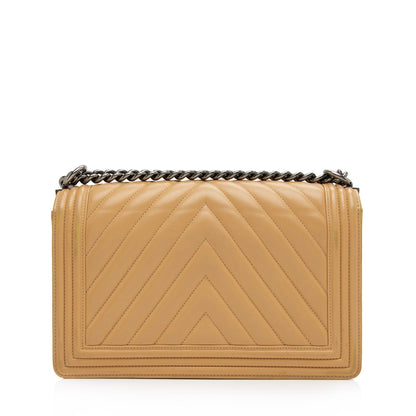 Chanel Chevron Lambskin New Medium Boy Bag (SHF-TUOid1)