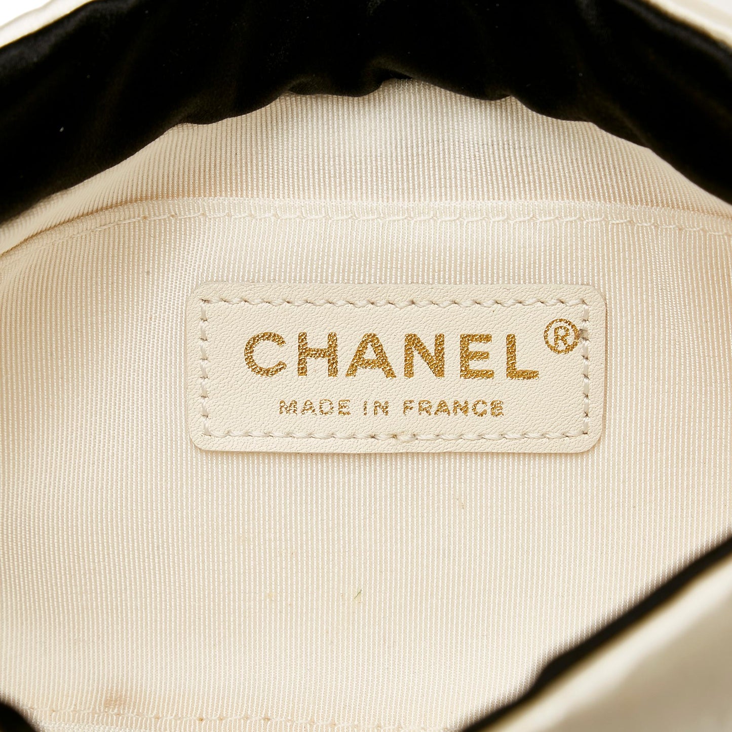 Chanel Chocolate Bar Satin Shoulder Bag (SHG-ByUsCX)