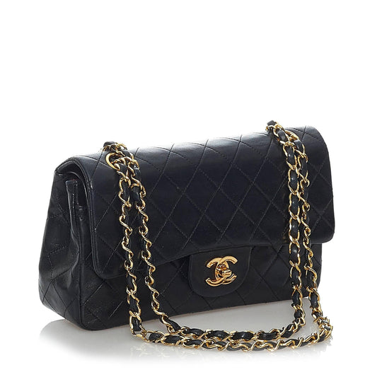 Chanel Classic Lambskin Leather Double Flap Bag (SHG-31300)