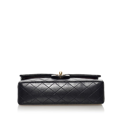 Chanel Classic Medium Lambskin Double Flap Bag (SHG-35313)