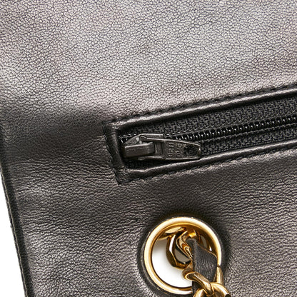 Chanel Classic Medium Lambskin Double Flap Bag (SHG-szWy8L)