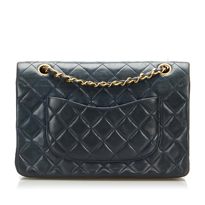 Chanel Classic Medium Lambskin Double Flap Bag (SHG-ZYKkx6)