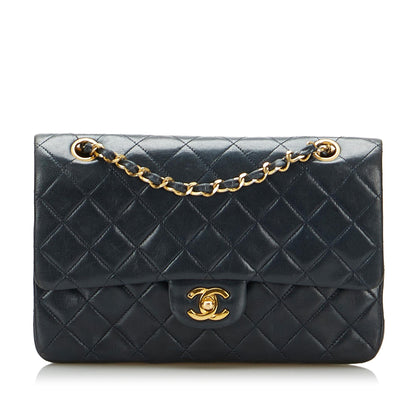 Chanel Classic Medium Lambskin Double Flap Bag (SHG-ZYKkx6)