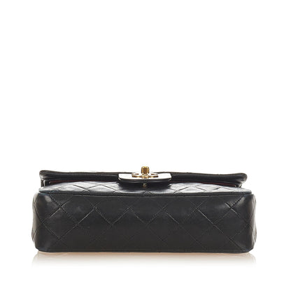 Chanel Classic Small Lambskin Leather Double Flap Bag (SHG-28015)