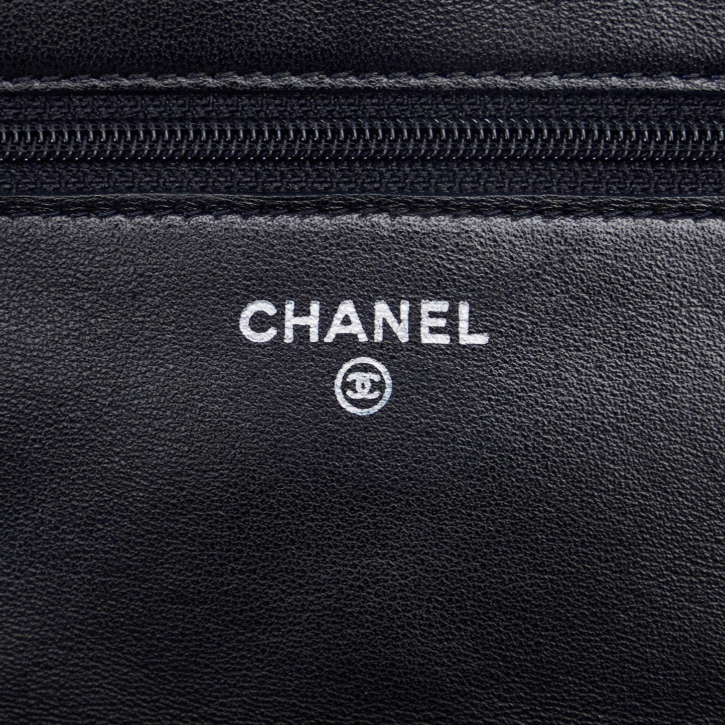 Chanel Classic Wallet on Chain (SHG-t2aF4Z)