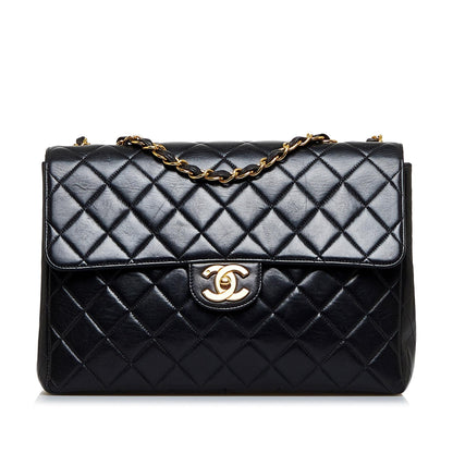 Chanel Jumbo Classic Lambskin Maxi Single Flap (SHG-HjHlER)