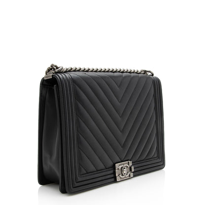 Chanel Lambskin Chevron Large Boy Bag (SHF-22909)