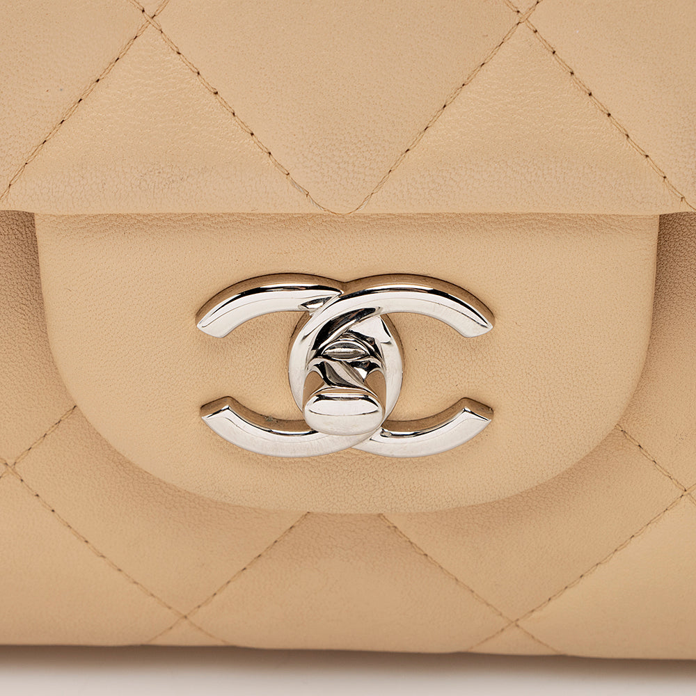 Chanel Lambskin Classic Jumbo Double Flap Bag (SHF-18599)