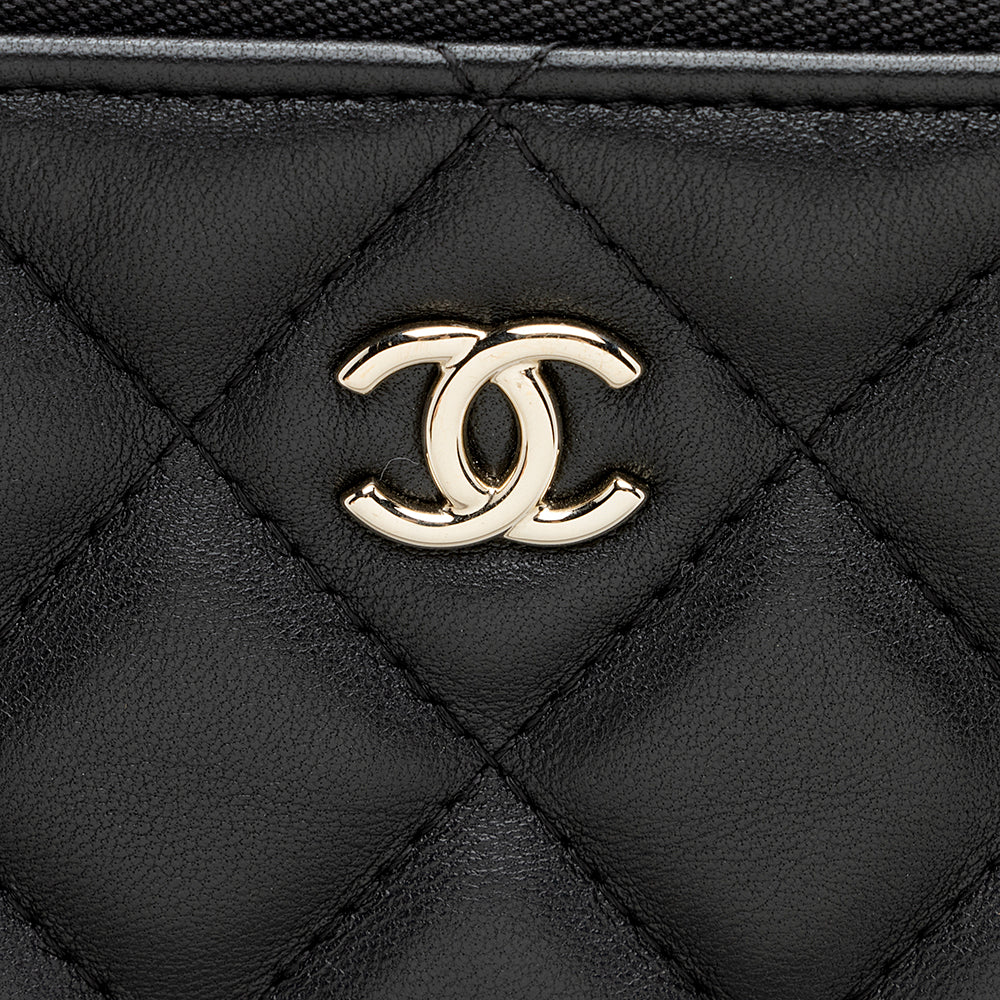 Chanel Lambskin Medium O-Case (SHF-20950)