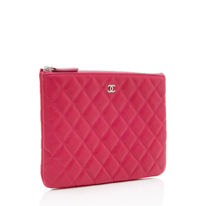 Chanel Lambskin Medium O-Case (SHF-aaW4ma)