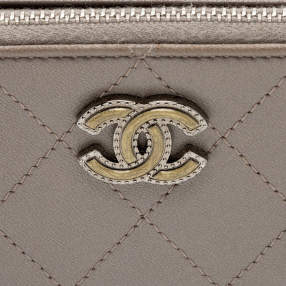 Chanel Lambskin Small Clutch with Chain (SHF-b6lVXI)