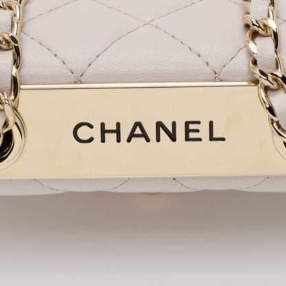 Chanel Lambskin Trendy CC Card Holder on Chain (SHF-AyLl9n)