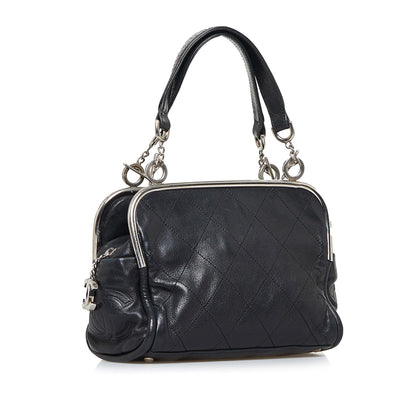 Chanel Lambskin Ultimate Soft Frame Bag (SHG-6q0hEp)