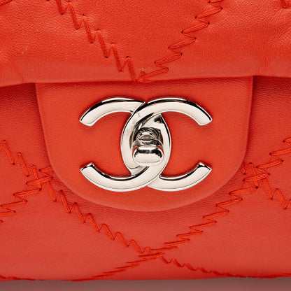 Chanel Lambskin Ultimate Stitch Flap Bag (SHF-XK6hTr)