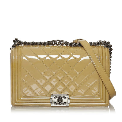 Chanel Large Boy Patent Leather Shoulder Bag (SHG-37876)