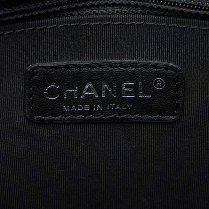 Chanel Large Lambskin Boy Bag (SHG-m0YwJJ)