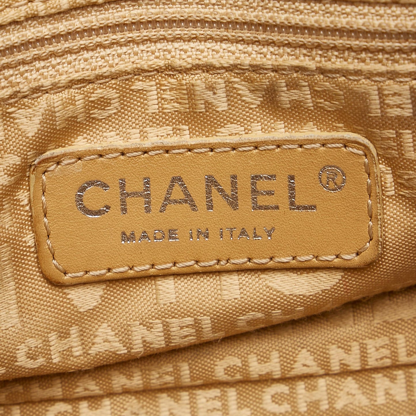 Chanel Lax Tassel Bag (SHG-35462)