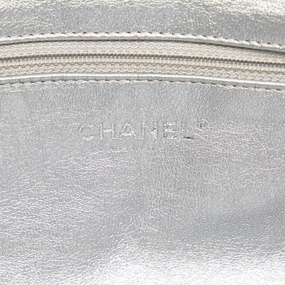 Chanel Luxe Ligne Patent Leather Tote Bag (SHG-33669)