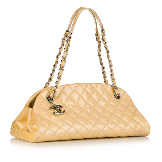 Chanel Mademoiselle Patent Leather Bowling Bag (SHG-35349)