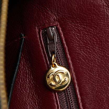 Chanel Matelasse Lambskin Chain Crossbody (SHG-gbepOg)