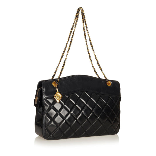 Chanel Matelasse Lambskin Leather Shoulder Bag (SHG-26964)