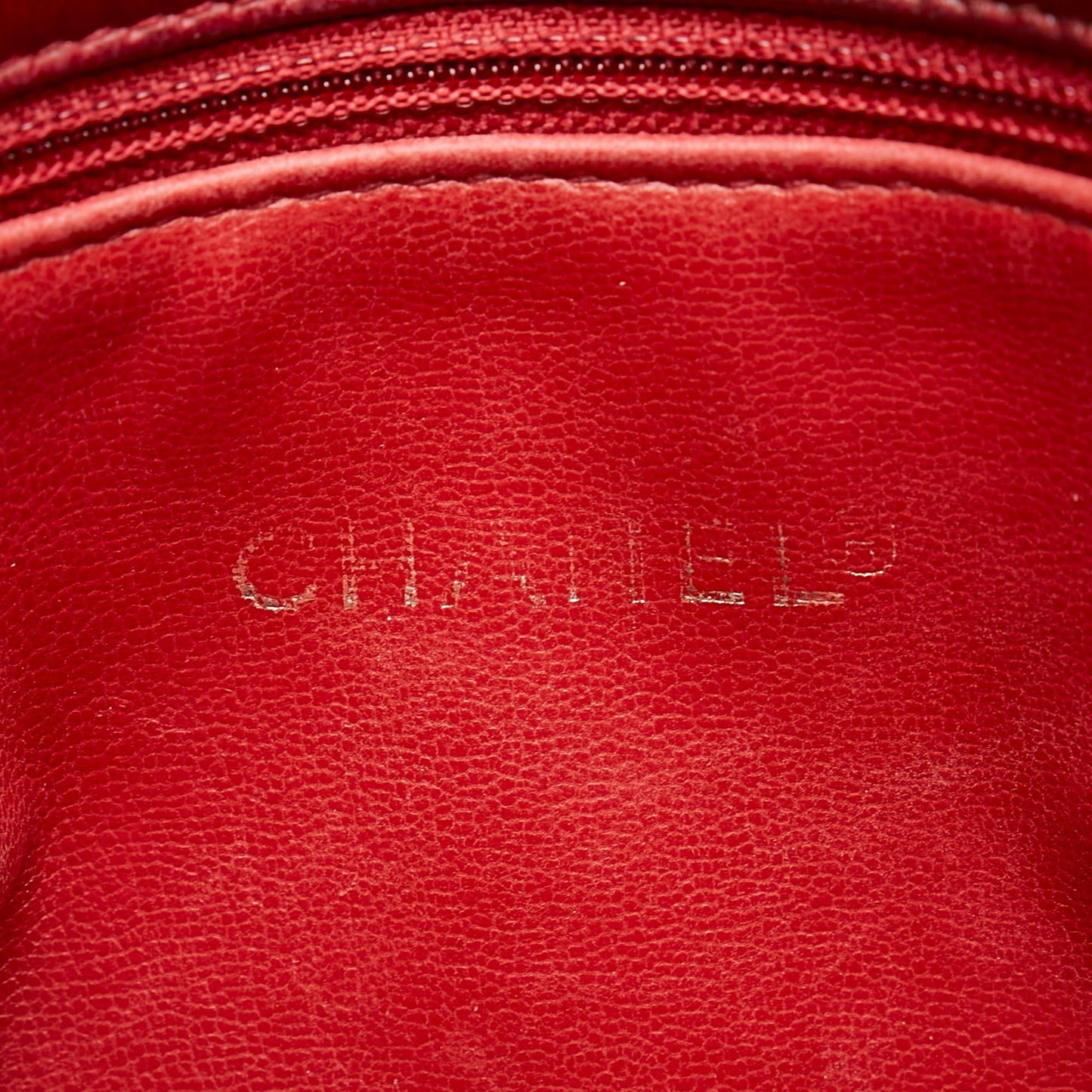 Chanel Matelasse Lambskin Leather Shoulder Bag (SHG-37875)