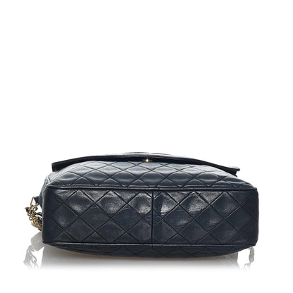 Chanel Matelasse Leather Crossbody Bag (SHG-34995)