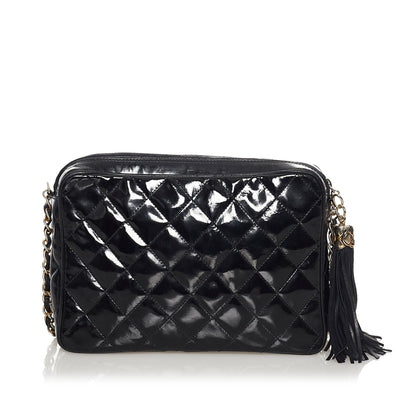 Chanel Matelasse Patent Leather Crossbody Bag (SHG-33619)