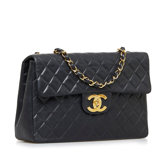 Chanel Maxi Classic Lambskin Single Flap (SHG-75P0CA)