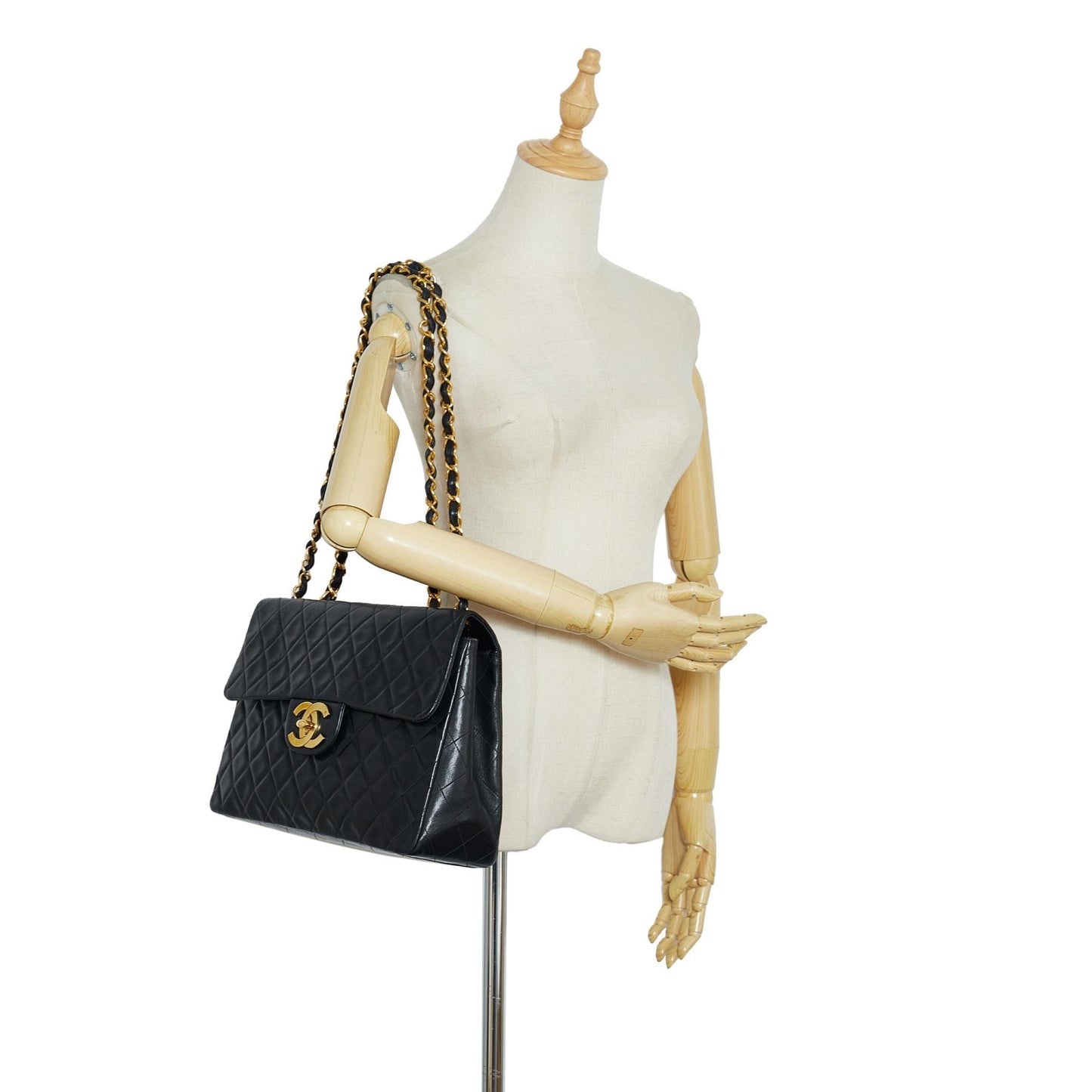 Chanel Maxi Classic Lambskin Single Flap (SHG-bNolFY)