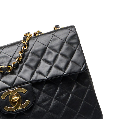 Chanel Maxi Classic Lambskin Single Flap (SHG-pmEpJD)