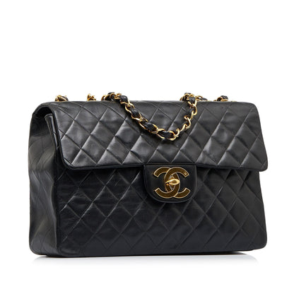 Chanel Maxi Classic Lambskin Single Flap (SHG-pmEpJD)