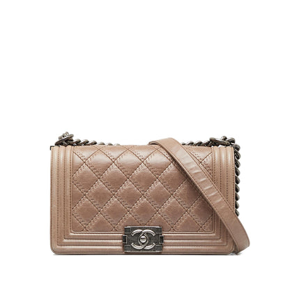 Chanel Medium Aged Calfskin Double Stitched Boy Flap (SHG-VHjdd9)