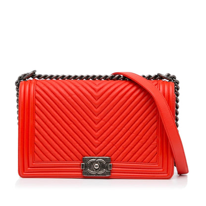 Chanel Medium Chevron Boy Flap (SHG-xV4x6z)