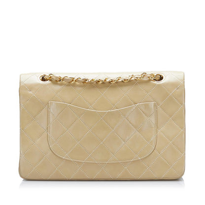 Chanel Medium Classic Lambskin Double Flap Bag (SHG-hsVSEO)