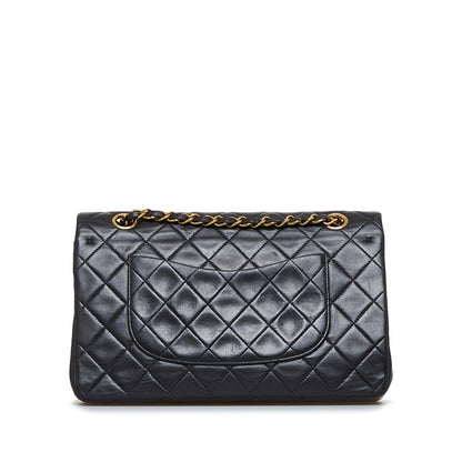 Chanel Medium Classic Lambskin Double Flap Bag (SHG-YexE8E)