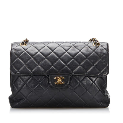 Chanel Medium Classic Lambskin Double Flap (SHG-raMP8K)