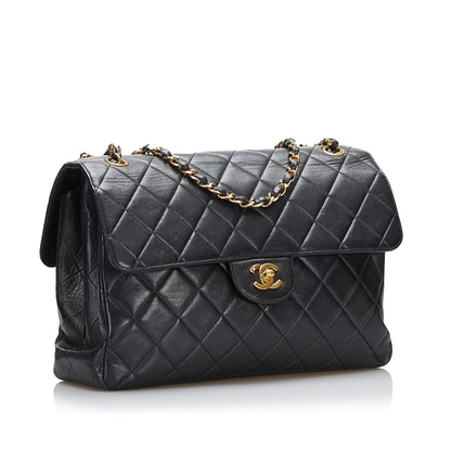 Chanel Medium Classic Lambskin Double Flap (SHG-raMP8K)