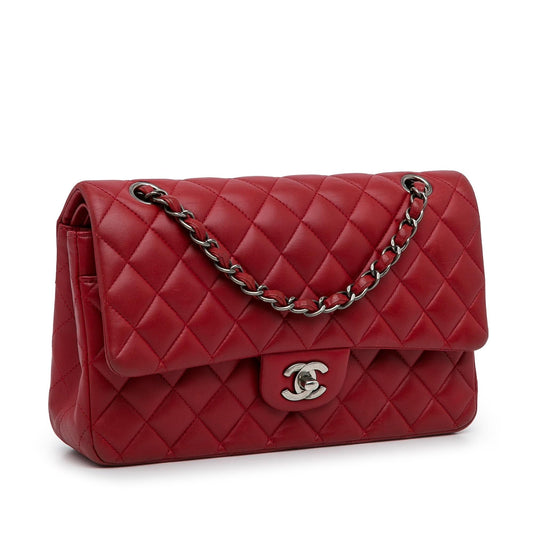 Chanel Medium Classic Lambskin Double Flap (SHG-N0mQR6)