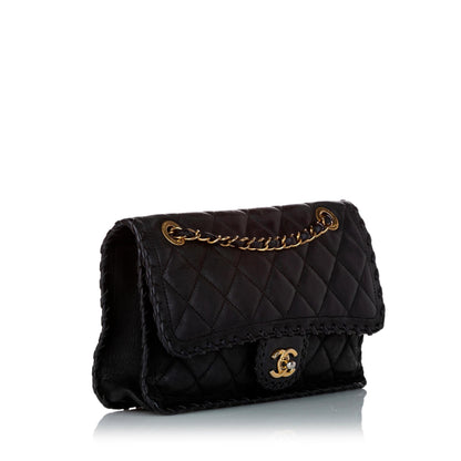 Chanel Medium Classic Lambskin Flap (SHG-36395)