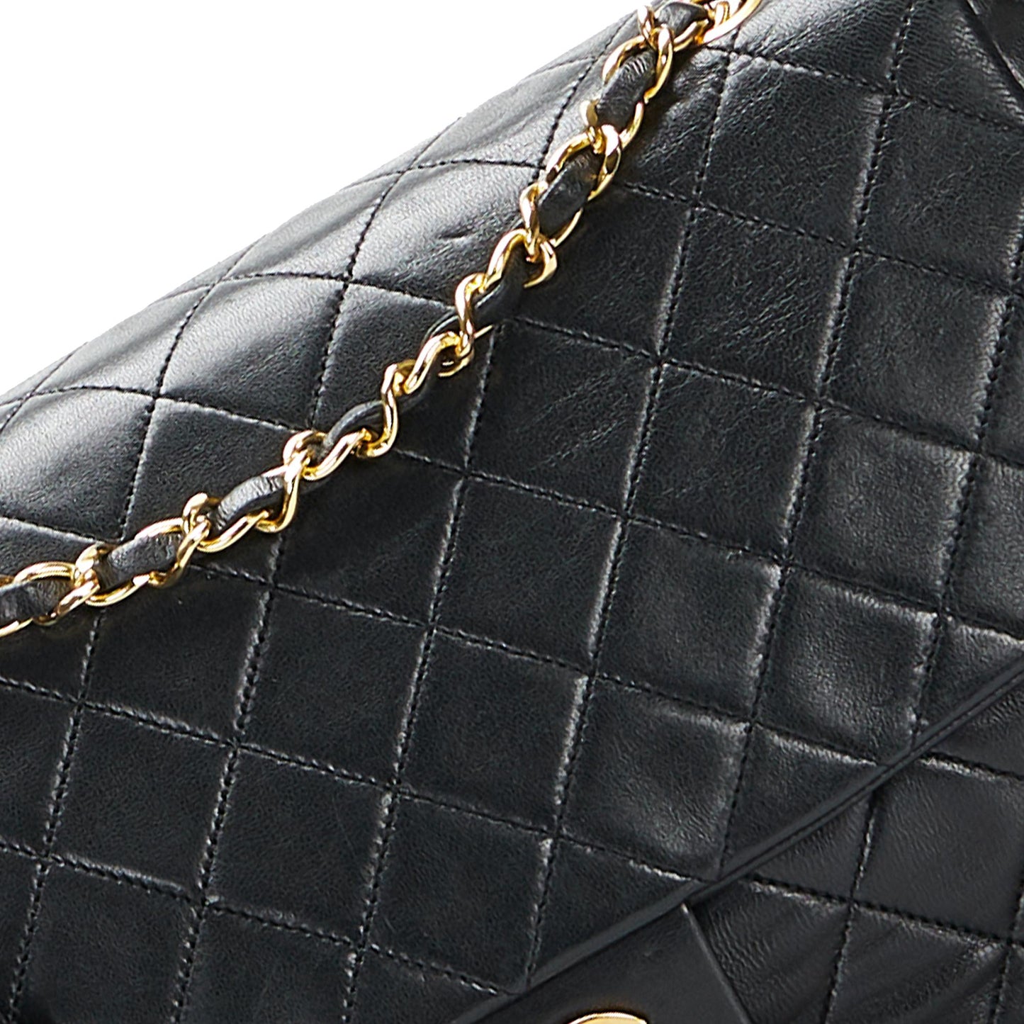 Chanel Medium Classic Lambskin Single Flap (SHG-wsGGOz)