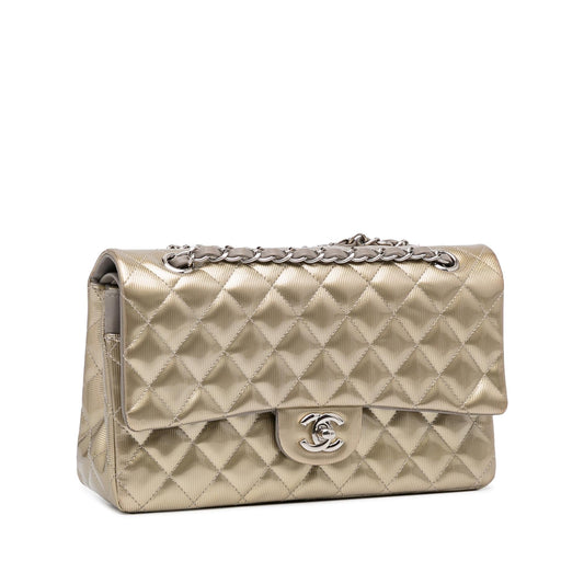 Chanel Medium Classic Patent Double Flap (SHG-3h9zSy)