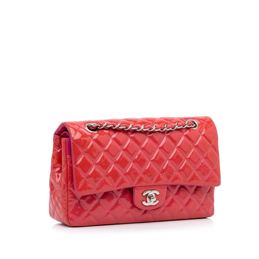 Chanel Medium Classic Patent Double Flap (SHG-xhnq49)