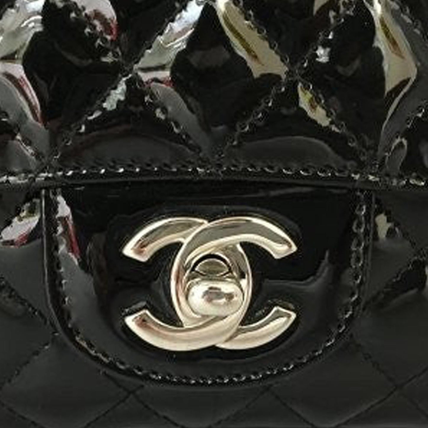 Chanel Medium Secret Label Patent Leather Flap Bag (SHG-34789)