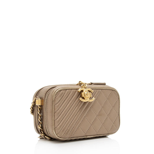 Chanel Metallic Lambskin Coco Camera Mini Shoulder Bag (SHF-7xYr5Z)