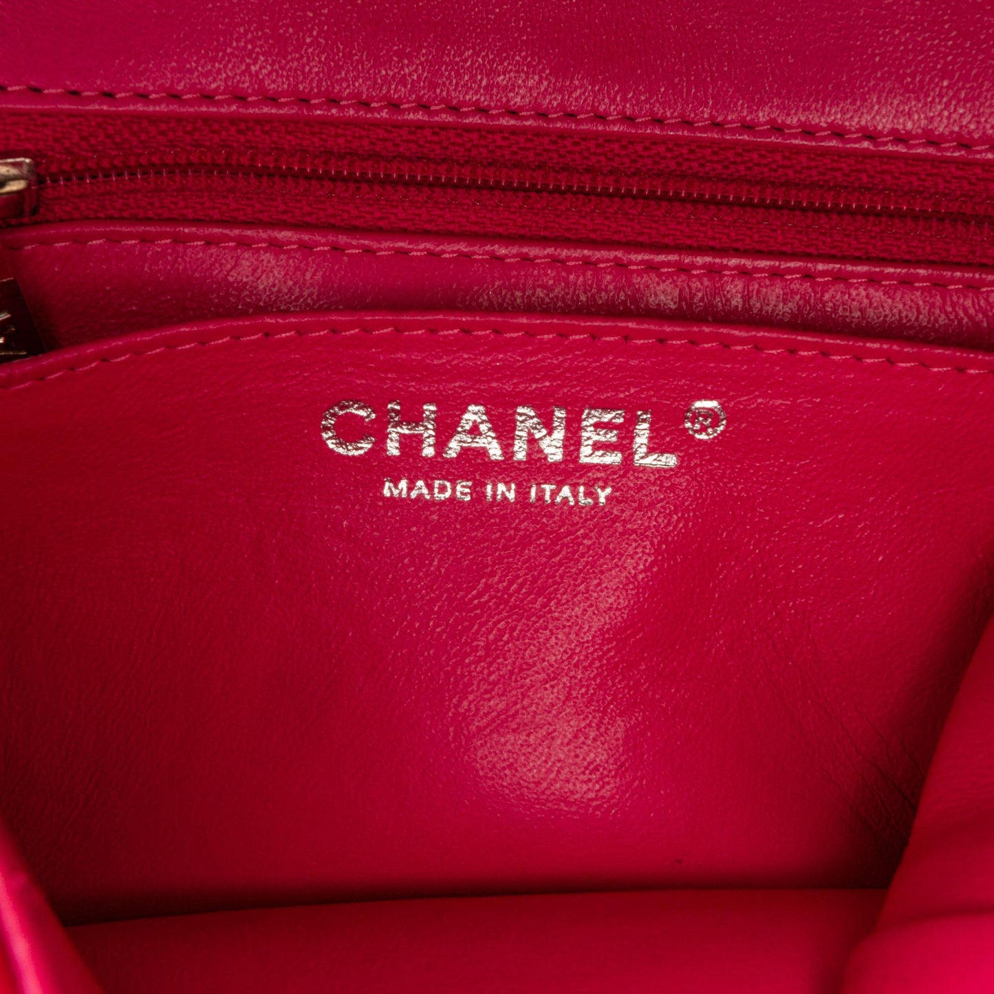 Chanel Mini Patent Classic Square Single Flap (SHG-sjboxu)