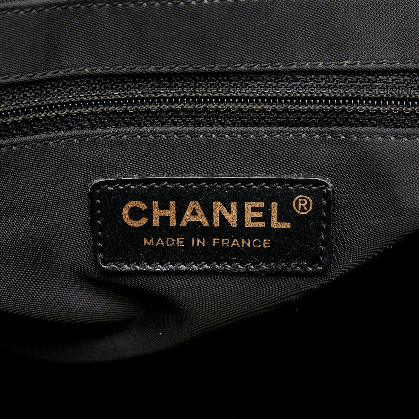 Chanel New Travel Line Nylon Tote Bag (SHG-28010)