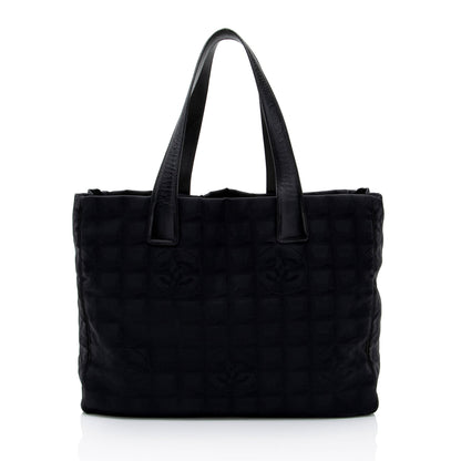 Chanel Nylon Travel Ligne Large Tote (SHF-LAMMG5)